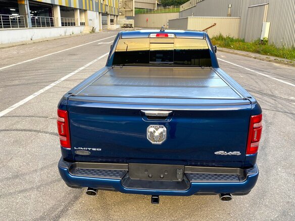2022 Ram 1500 Crew Cab V, синий, 7400000 рублей - вид 11