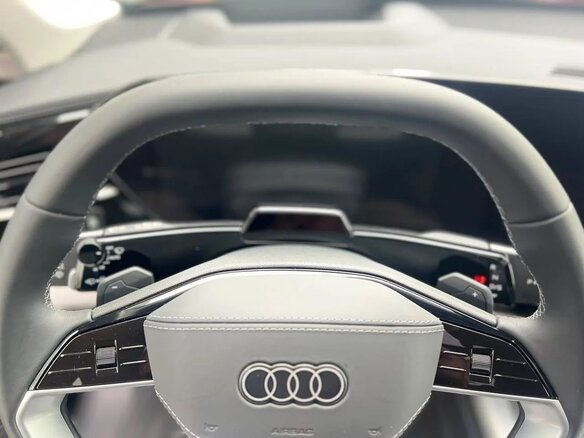 2026 Audi Q7 III (G8), чёрный, 17990000 рублей - вид 16
