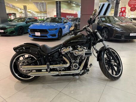 2022 Harley-Davidson Breakout, чёрный, 2900000 рублей, вид 4