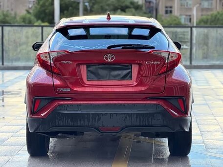 2023 Toyota C-HR I Рестайлинг, пурпурный, 1733000 рублей, вид 5