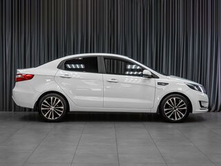 2014 Kia Rio 6-speed III, белый, 1029000 рублей, вид 5