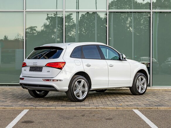 2015 Audi Q5 I (8R) Рестайлинг, белый, 2095000 рублей - вид 5