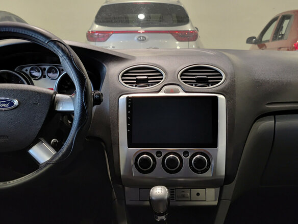 2009 Ford Focus II Рестайлинг, серый - вид 14