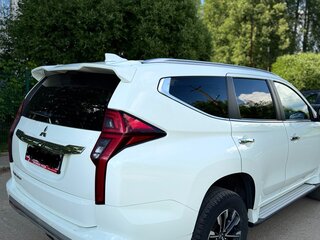 2022 Mitsubishi Montero Sport III Рестайлинг, белый, 3200000 рублей, вид 3