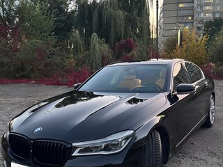 2016 BMW 7 серии 750i xDrive VI (G11/G12), чёрный, 2550000 рублей, вид 1