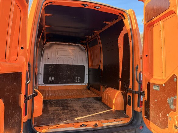 2015 Renault Master, оранжевый, 1699000 рублей - вид 18