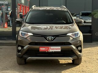 2017 Toyota RAV4 IV (XA40) Рестайлинг, коричневый, 2320000 рублей, вид 3