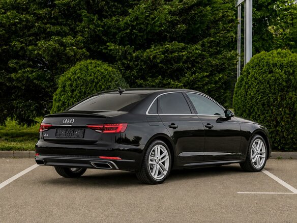 2019 Audi A4 V (B9), чёрный, 2155000 рублей - вид 5