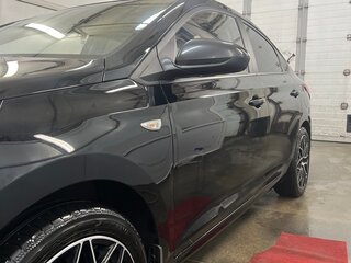 2021 Hyundai Solaris II Рестайлинг, чёрный, 1500000 рублей, вид 2