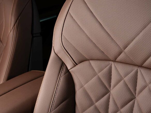2026 BMW X7 40d I (G07) Рестайлинг, серый, 18490000 рублей - вид 12