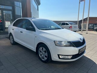 2017 Skoda Rapid I, белый, 1230000 рублей, вид 3