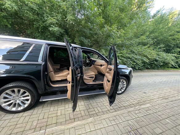 2020 Cadillac Escalade ESV IV, чёрный - вид 13
