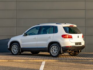 2011 Volkswagen Tiguan I Рестайлинг, белый, 1395000 рублей, вид 4