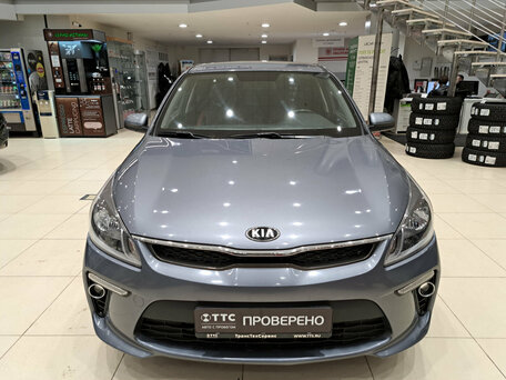 2019 Kia Rio IV, серый, 1380000 рублей, вид 2