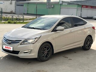2015 Hyundai Solaris I Рестайлинг, бежевый, 950000 рублей, вид 1