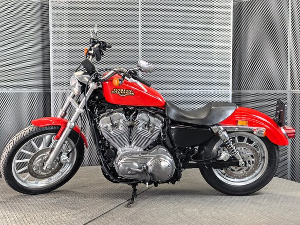 2009 Harley-Davidson Sportster 883, красный, 677000 рублей - вид 4