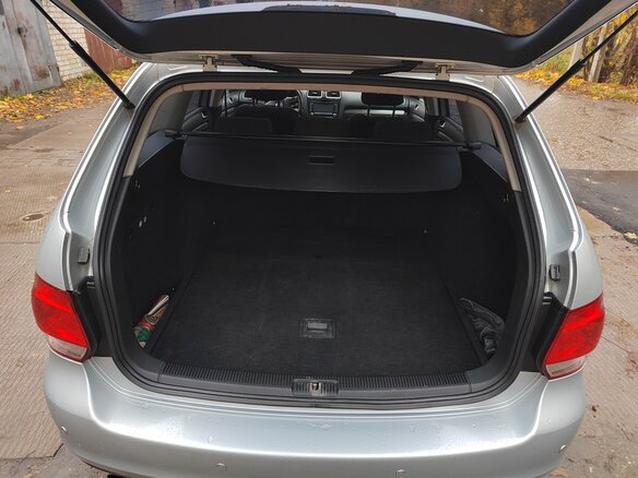 2010 Volkswagen Golf VI, серый, 750000 рублей - вид 18