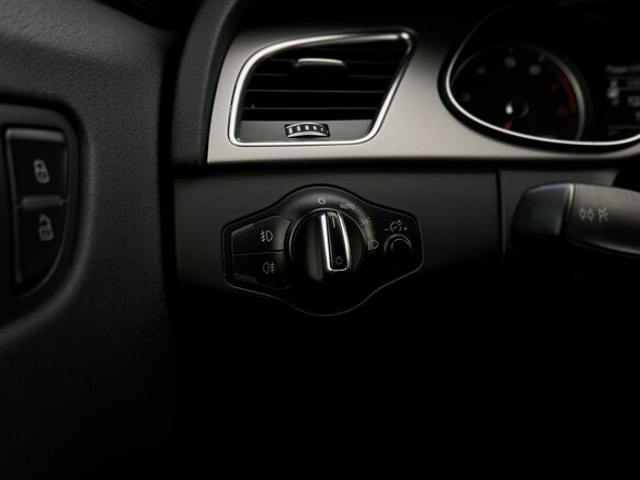 2014 Audi A4 IV (B8) Рестайлинг, чёрный, 1200000 рублей - вид 12