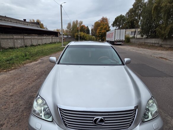 2005 Lexus LS 430 III Рестайлинг, серебристый, 1150000 рублей