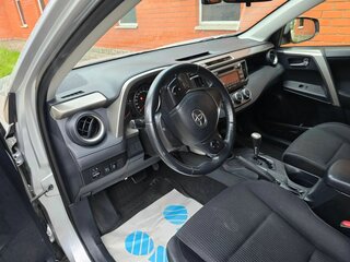 2013 Toyota RAV4 IV (XA40), серебристый, 1550000 рублей, вид 4