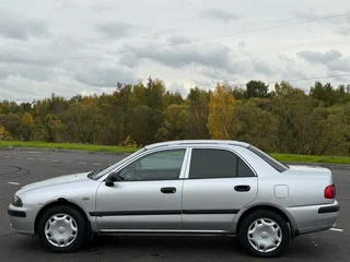 2002 Mitsubishi Carisma I Рестайлинг, серый, 220000 рублей, вид 5