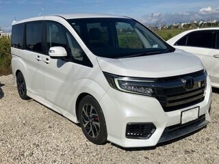 2021 Honda Stepwgn Spada V Рестайлинг, белый, 1980000 рублей, вид 3