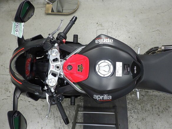 2022 Aprilia RS 660, чёрный, 1149000 рублей - вид 10