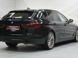 2018 BMW 5 серии 520d xDrive VII (G30/G31/G38), чёрный, 2599000 рублей, вид 3