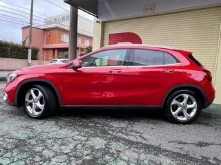 2017 Mercedes-Benz GLA 180 I (X156) Рестайлинг, красный, 1560004 рублей, вид 4