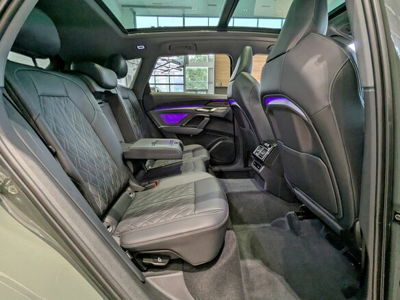 2026 Audi Q5 L III (GU), зелёный, 6690000 рублей - вид 27