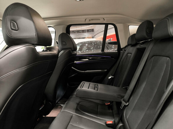 2021 BMW X3 20i xDrive III (G01) Рестайлинг, чёрный, 4430000 рублей - вид 11