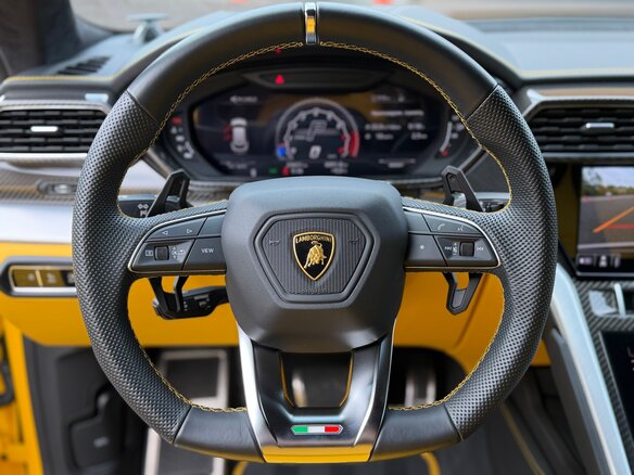 2021 Lamborghini Urus I, жёлтый, 25000000 рублей - вид 9