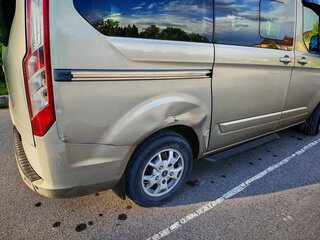 2013 Ford Tourneo Custom SWB I, серебристый, 1480000 рублей, вид 4