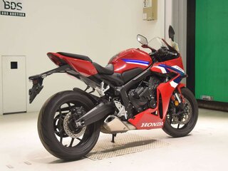 2025 Honda CBR 650R, красный, 1177000 рублей, вид 5
