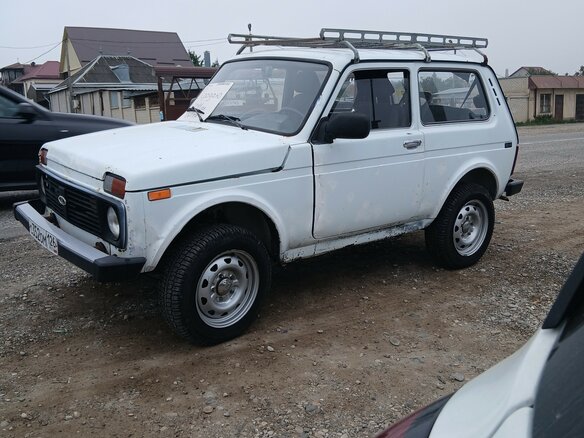 2011 Lada (ВАЗ) 2121 (4x4) I Рестайлинг, белый, 245000 рублей