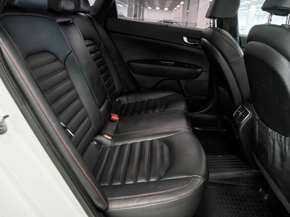 2017 Kia Optima IV, белый, 2156000 рублей - вид 13