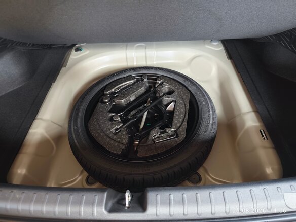 2023 Geely Emgrand II, золотистый, 1605000 рублей - вид 13