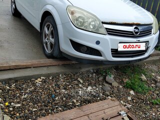 2011 Opel Astra H Рестайлинг, белый, 400000 рублей, вид 1
