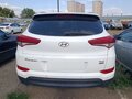 2015 Hyundai Tucson III, белый, 1600000 рублей - вид 3