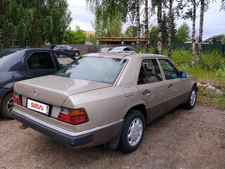 1993 Mercedes-Benz W124 250, серый, 570000 рублей, вид 1