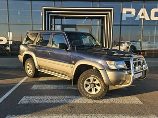 2002 Nissan Patrol V (Y61), серый, 980000 рублей, вид 4
