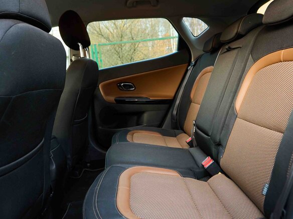 2018 Kia Ceed II Рестайлинг, коричневый, 1500000 рублей - вид 20