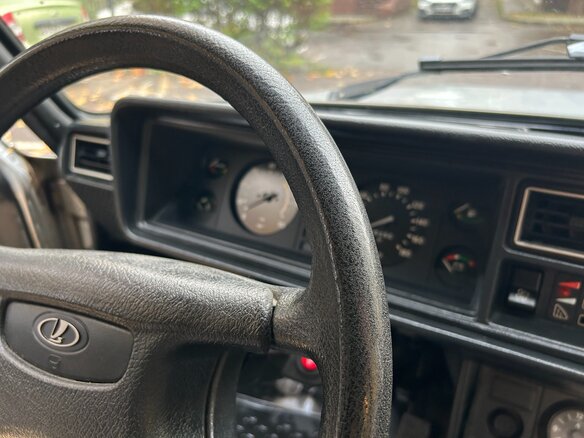 2010 Lada (ВАЗ) 2107, серебристый, 210000 рублей - вид 15