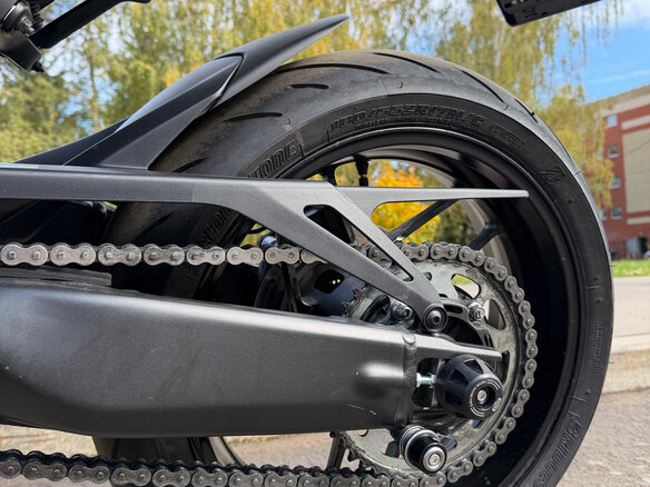 2022 Yamaha XSR900, чёрный, 1000000 рублей - вид 5