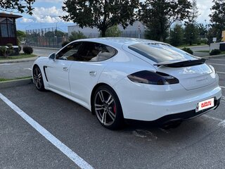 2013 Porsche Panamera GTS I Рестайлинг, белый, 4100000 рублей, вид 2