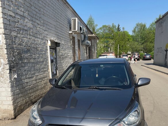 2011 Hyundai Solaris I, серый, 700000 рублей