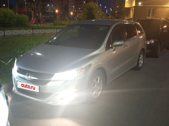 2011 Honda Stream II Рестайлинг, серебристый, 1290000 рублей - вид 16