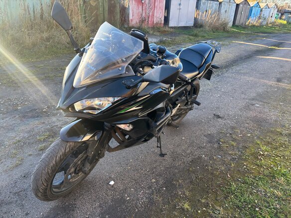 2017 Kawasaki Ninja 650, чёрный, 600000 рублей - вид 14