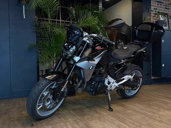 2021 BMW F 900 R, чёрный, 940000 рублей - вид 12