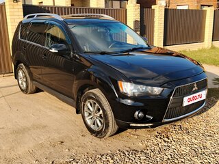 2009 Mitsubishi Outlander II Рестайлинг, чёрный, 1600000 рублей, вид 3